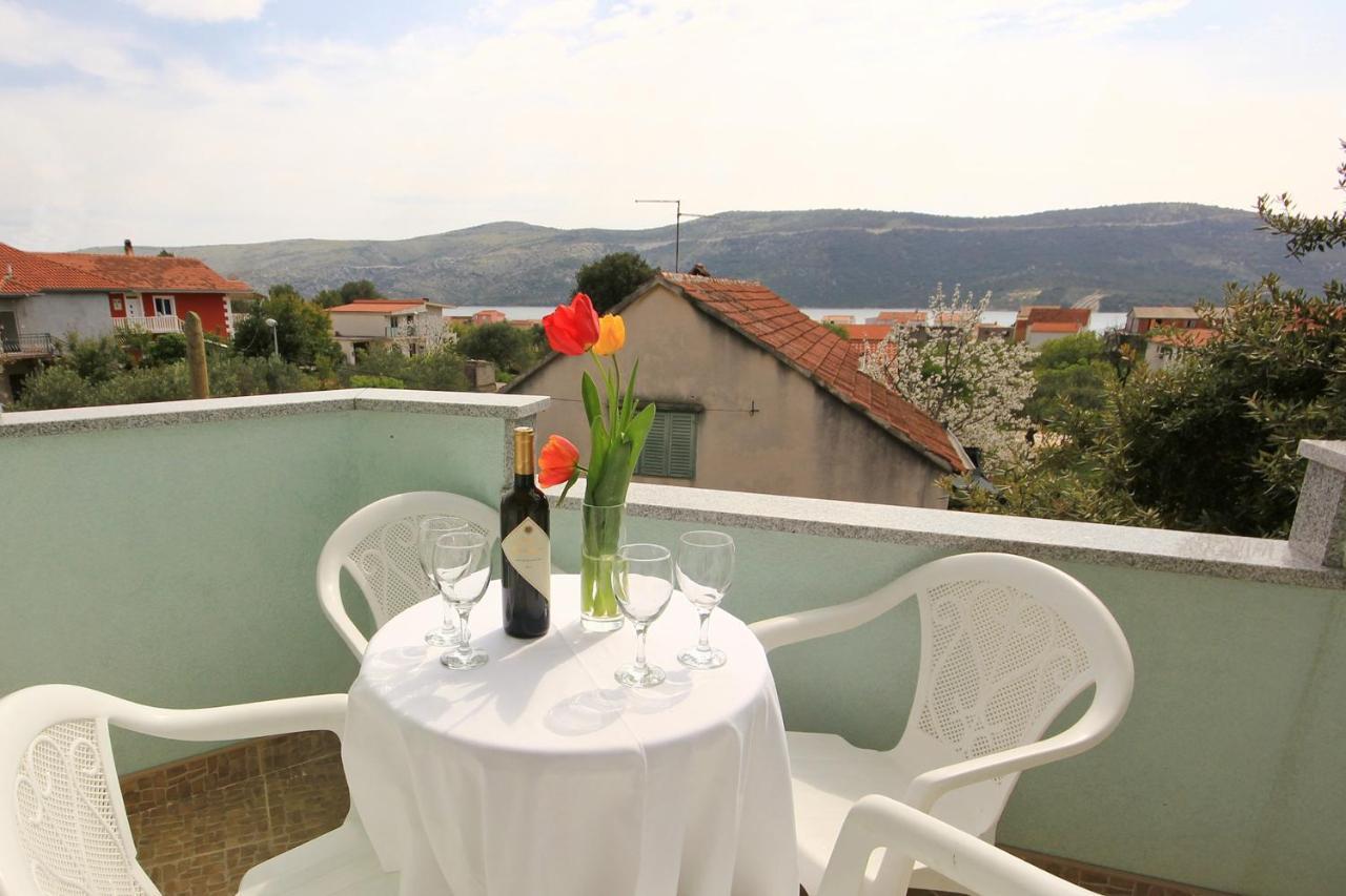 Apartments With A Parking Space Poljica, Trogir - 10010 Marina Kültér fotó